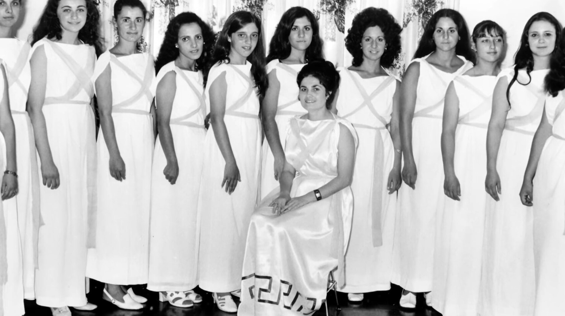 Σοφία Βαρδαβά Χάσκα: Η «μητέρα» του Ελληνικού χορού στην Αυστραλία