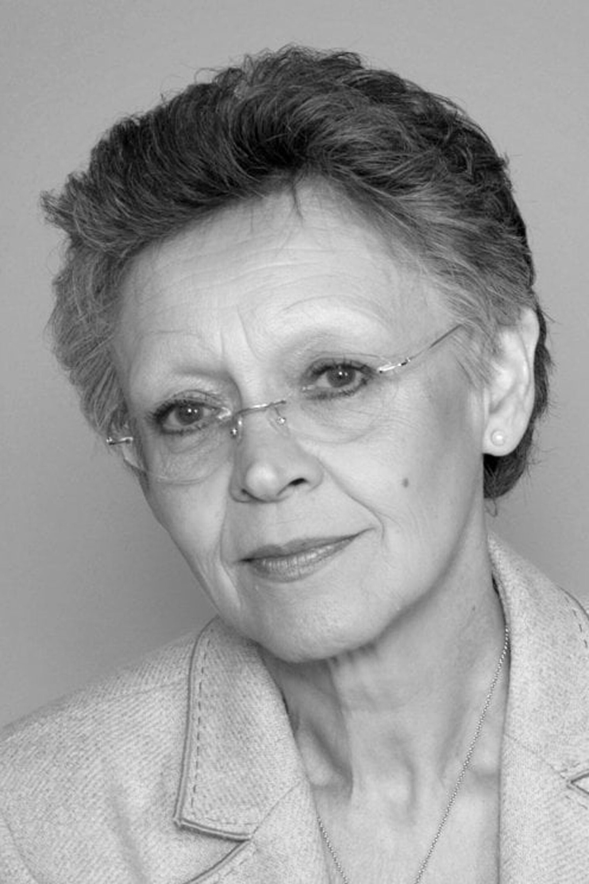 Φρανσουάζ Μπαρέ Σινουσί, καθηγήτρια Ιολογίας στο Ινστιτούτο Παστέρ