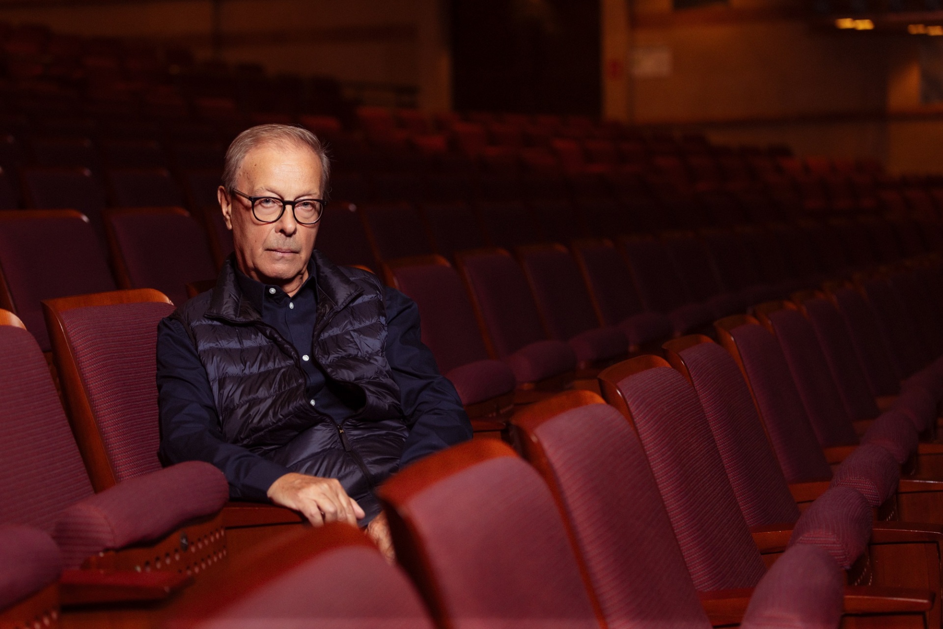 Γιάννης Βακαρέλης: Δεν θα δεχόμουν να «παίξει» ένα ρομπότ στο Μέγαρο Μουσικής