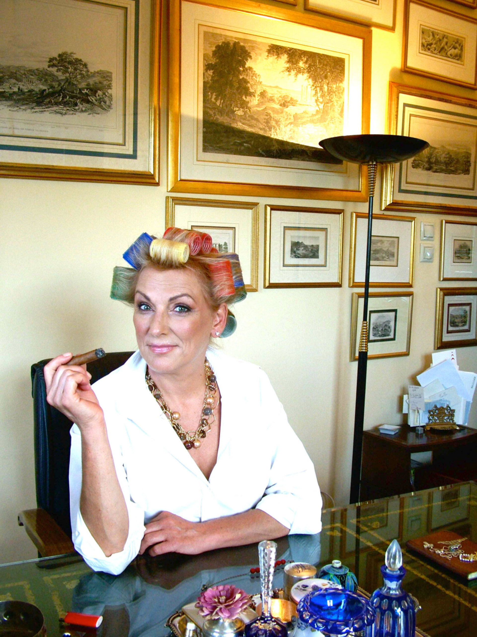 Φωτεινή Πιπιλή, πολιτικός, δημοσιογράφος και σύμβουλος επικοινωνίας