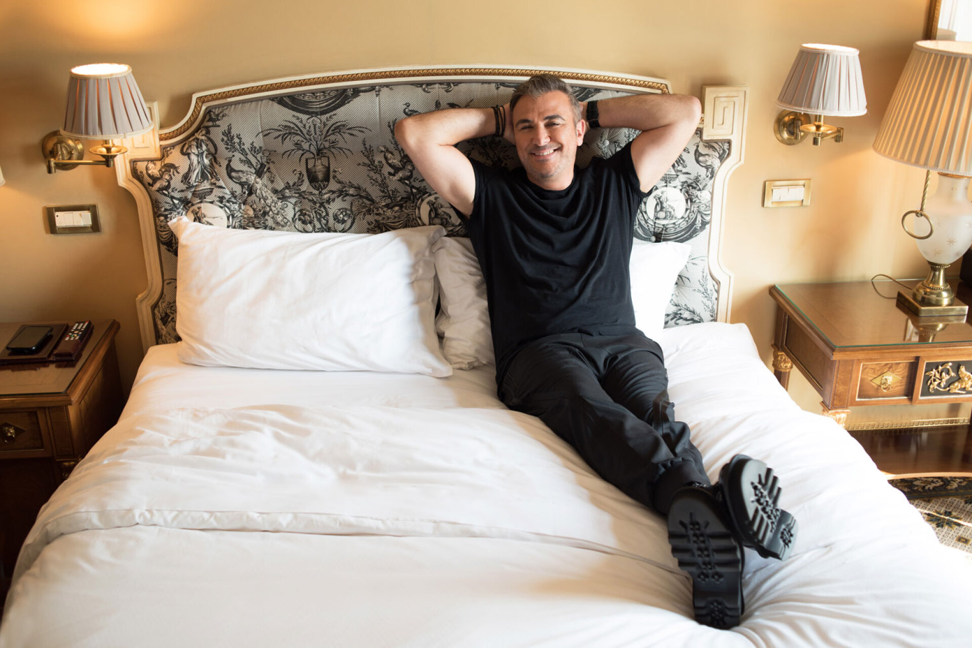 Αντώνης Ρέμος, τραγουδιστής