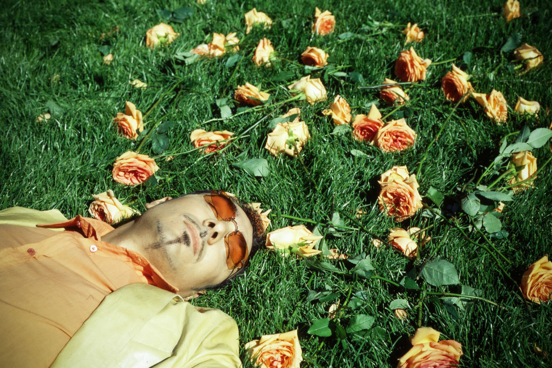 Νότης Σφακιανάκης, τραγουδιστής