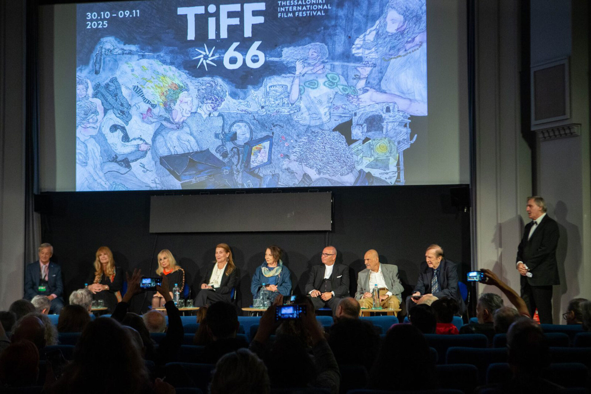 Στιγμιότυπο από την τιμητική εκδήλωση των ελλήνων ηθοποιών