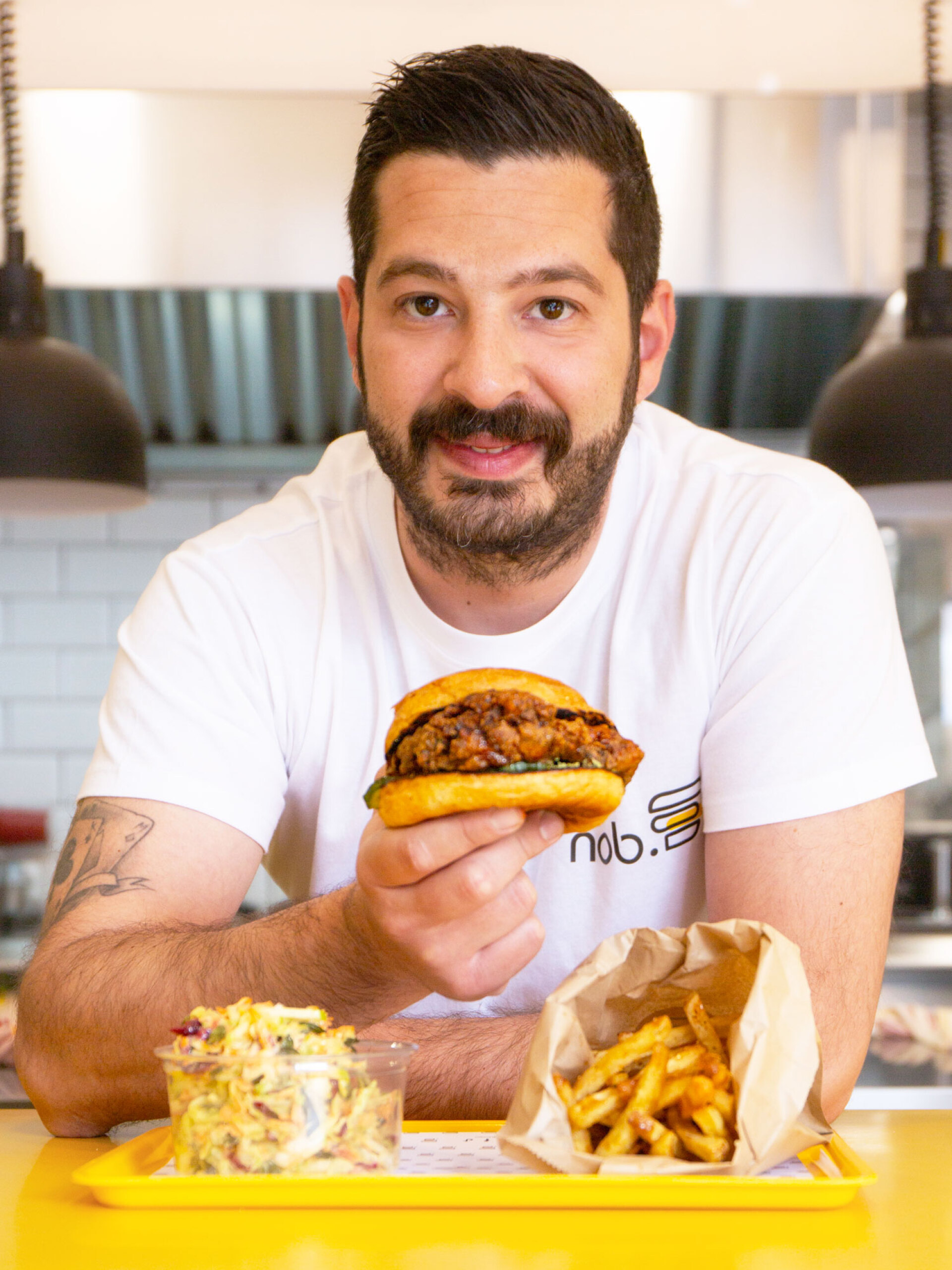 Nob | Βαγγέλης Λεούσης