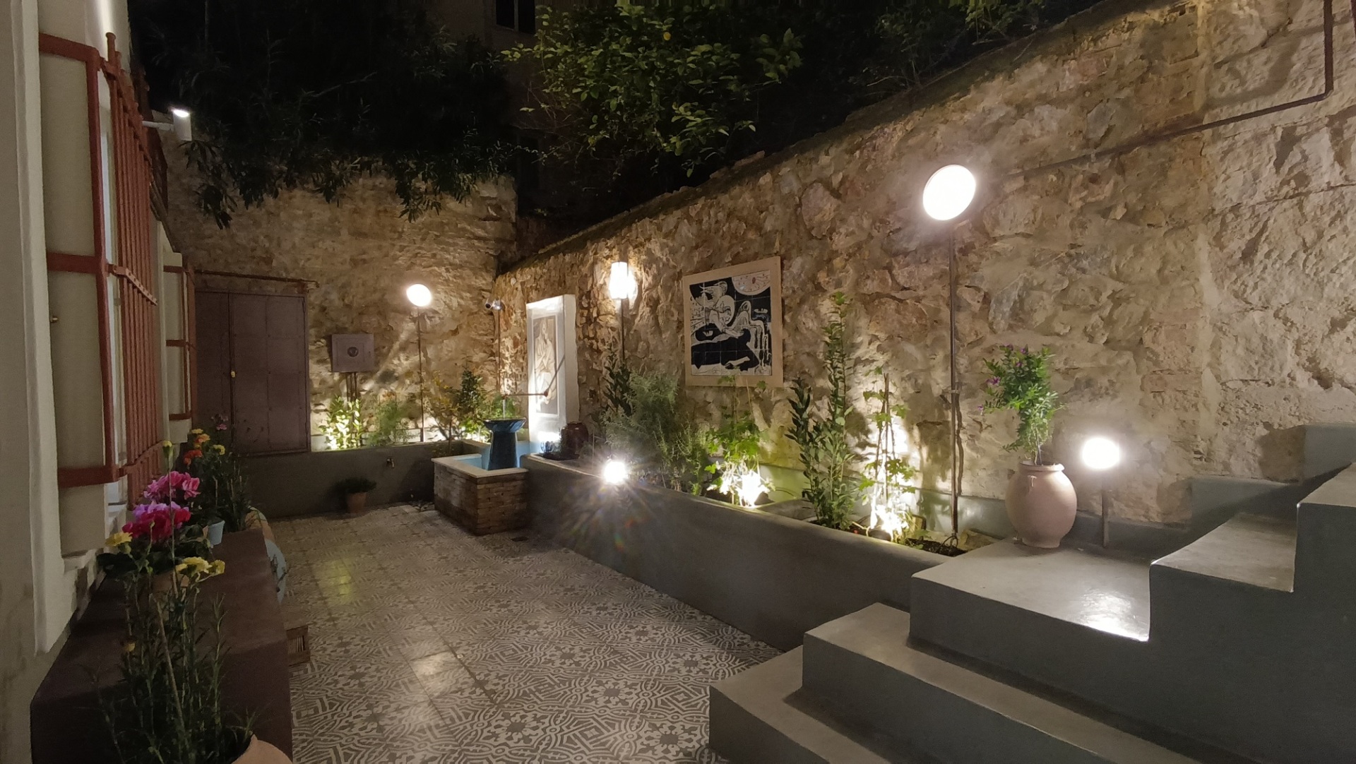 Οι Μούσες της Κυψέλης: Ένα κύτταρο πολιτισμού αναδεικνύει εκ νέου την περιοχή