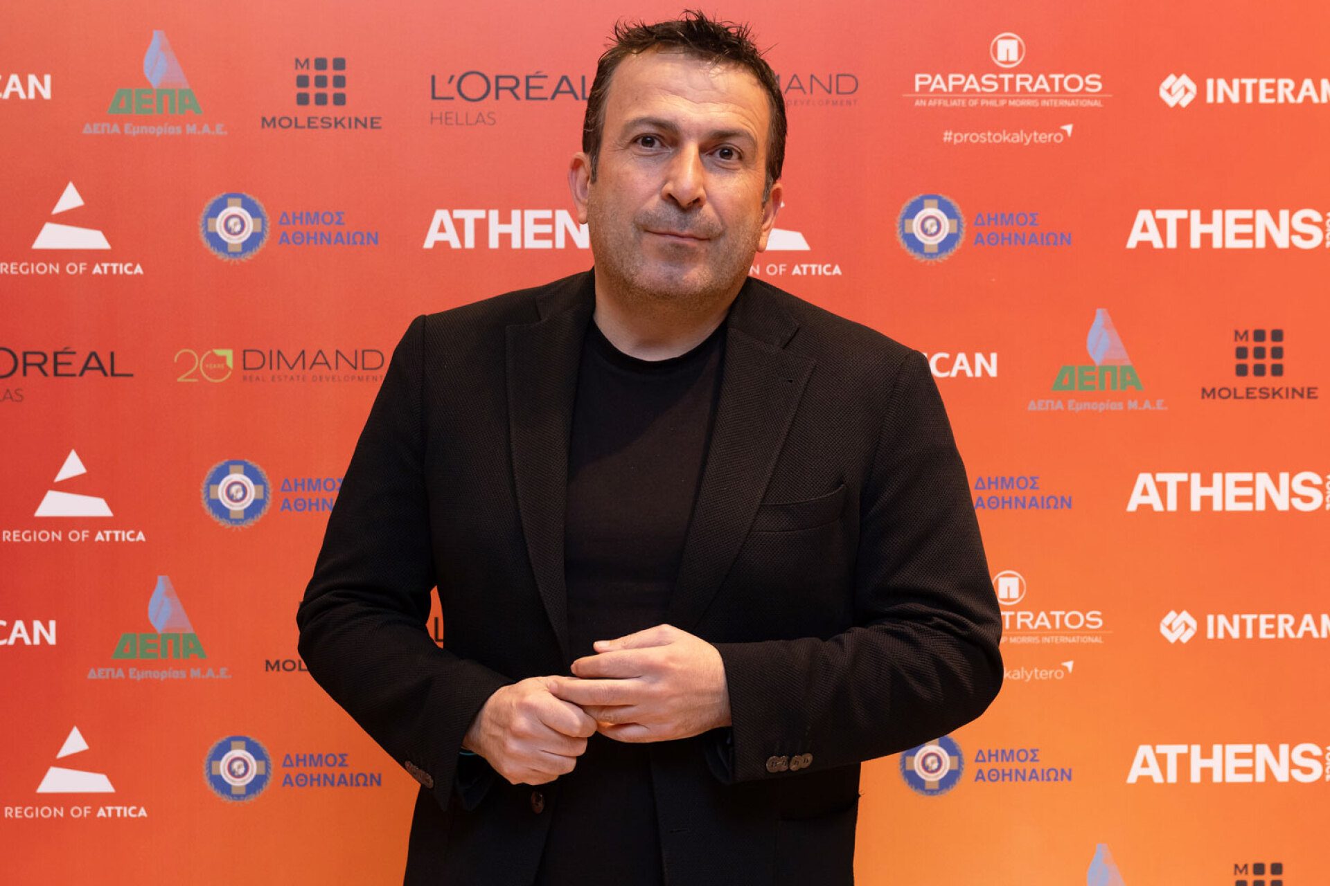 Στέφανος Παραστατίδης