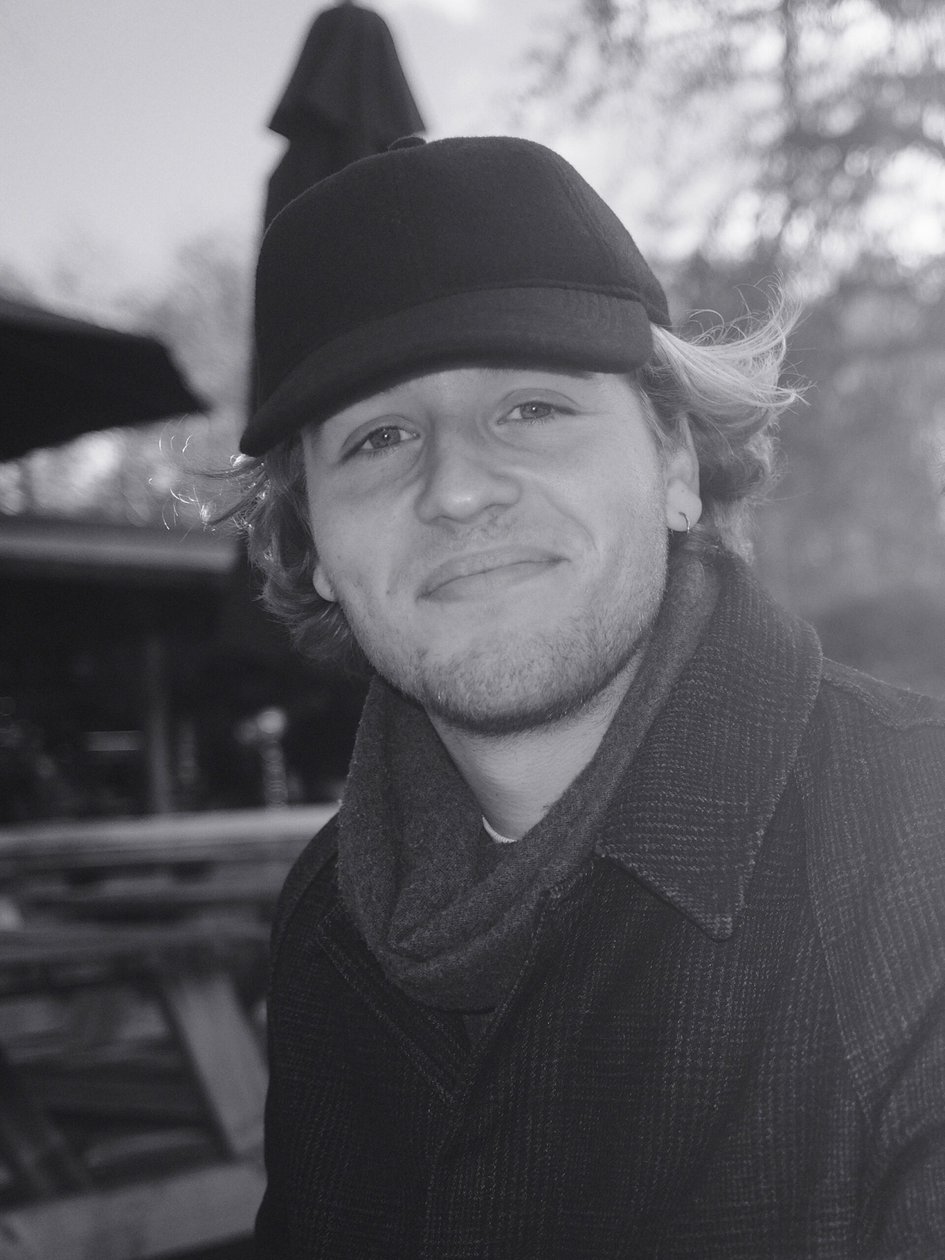 Φοίβος Οικονομίδης | Συγγραφέας, Σεναριογράφος