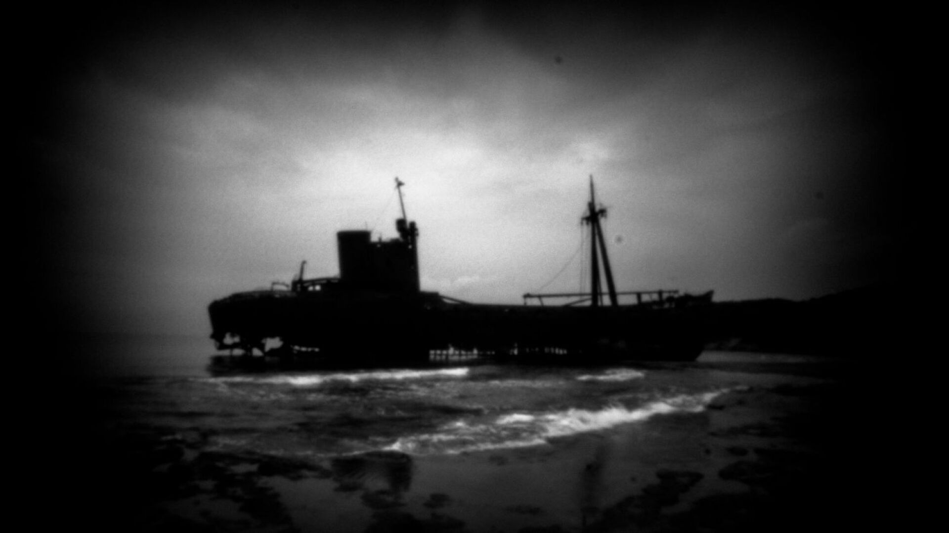 Τίμος Λύτρας - Is this Your Dream? Ατομική έκθεση φωτογραφίας στην iFocus Photo Gallery