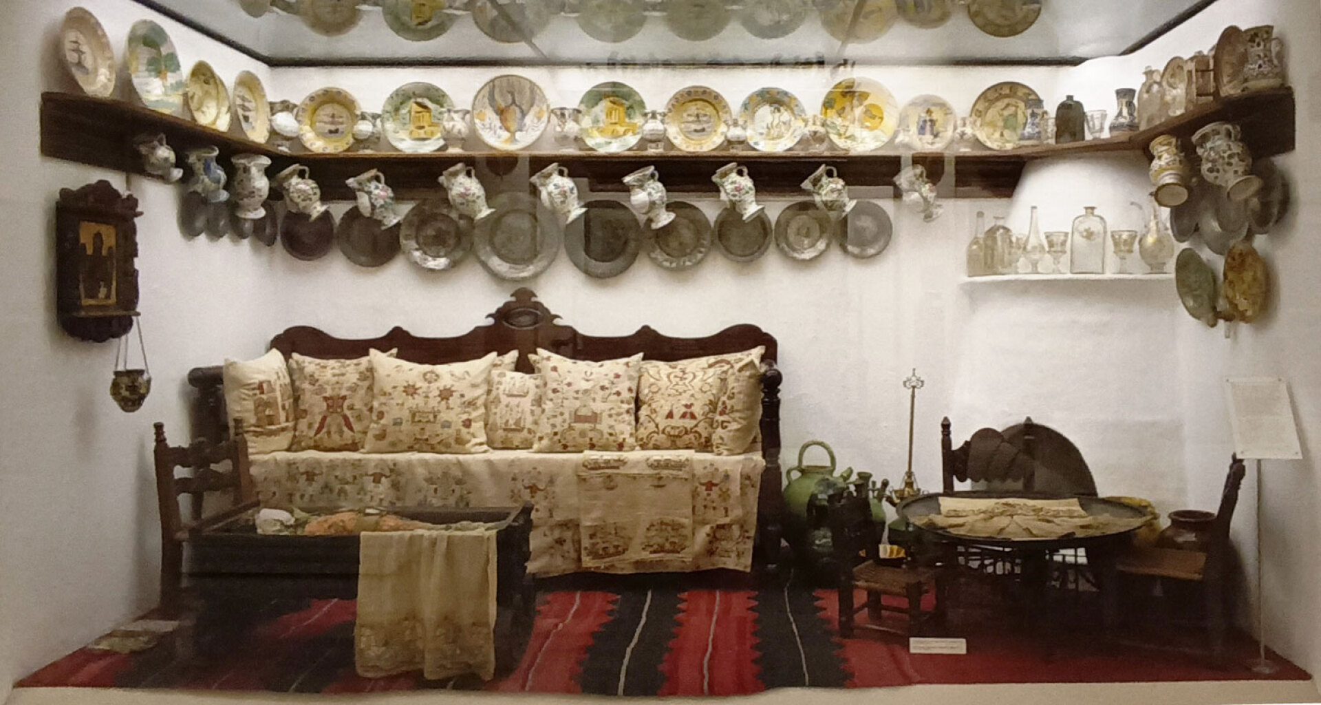  Αναπαράσταση του εσωτερικού ενός σκυριανού σπιτιού | 18ος αι.