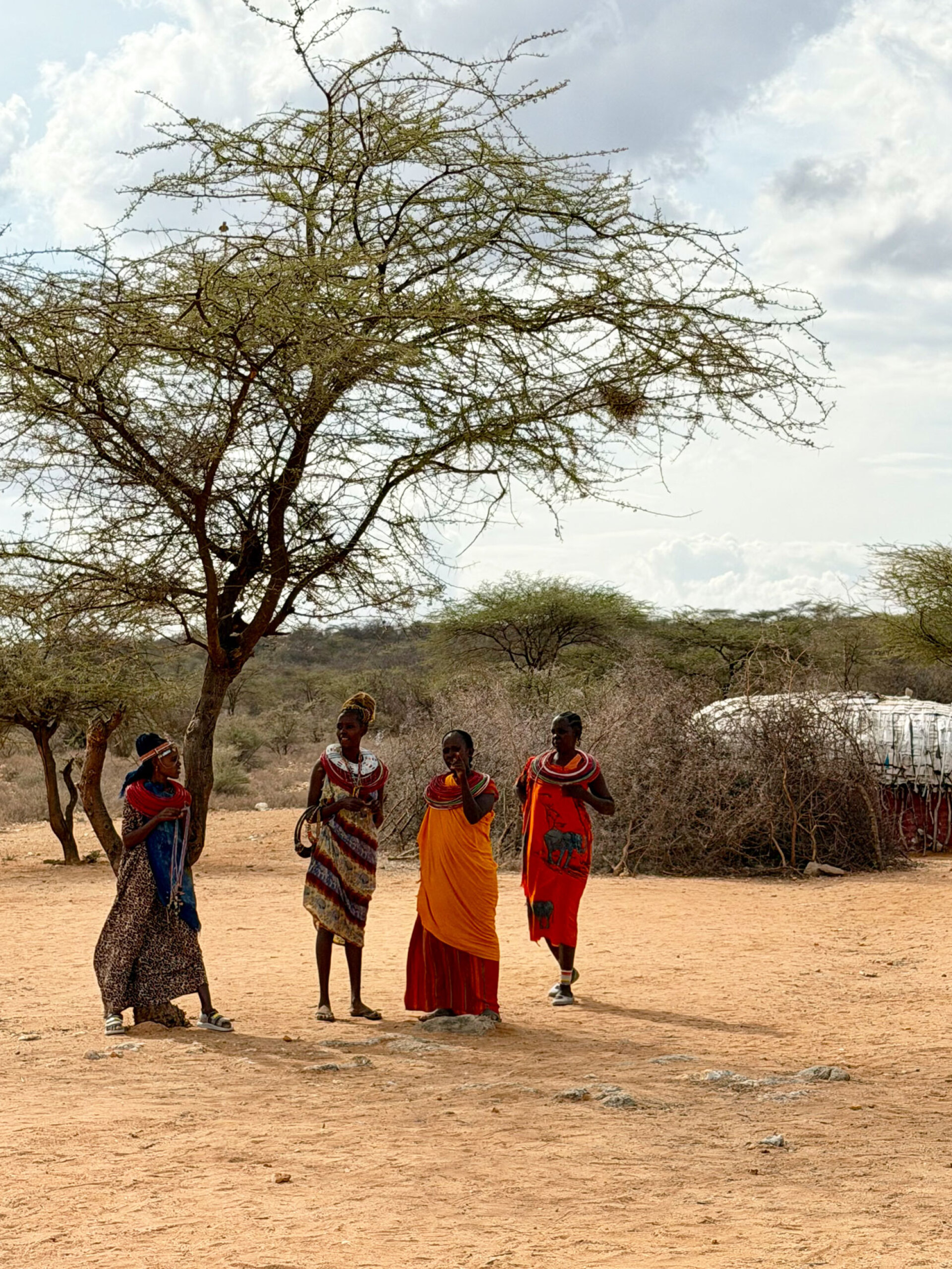 Γυναίκες στο χωριό των Σαμπούρου