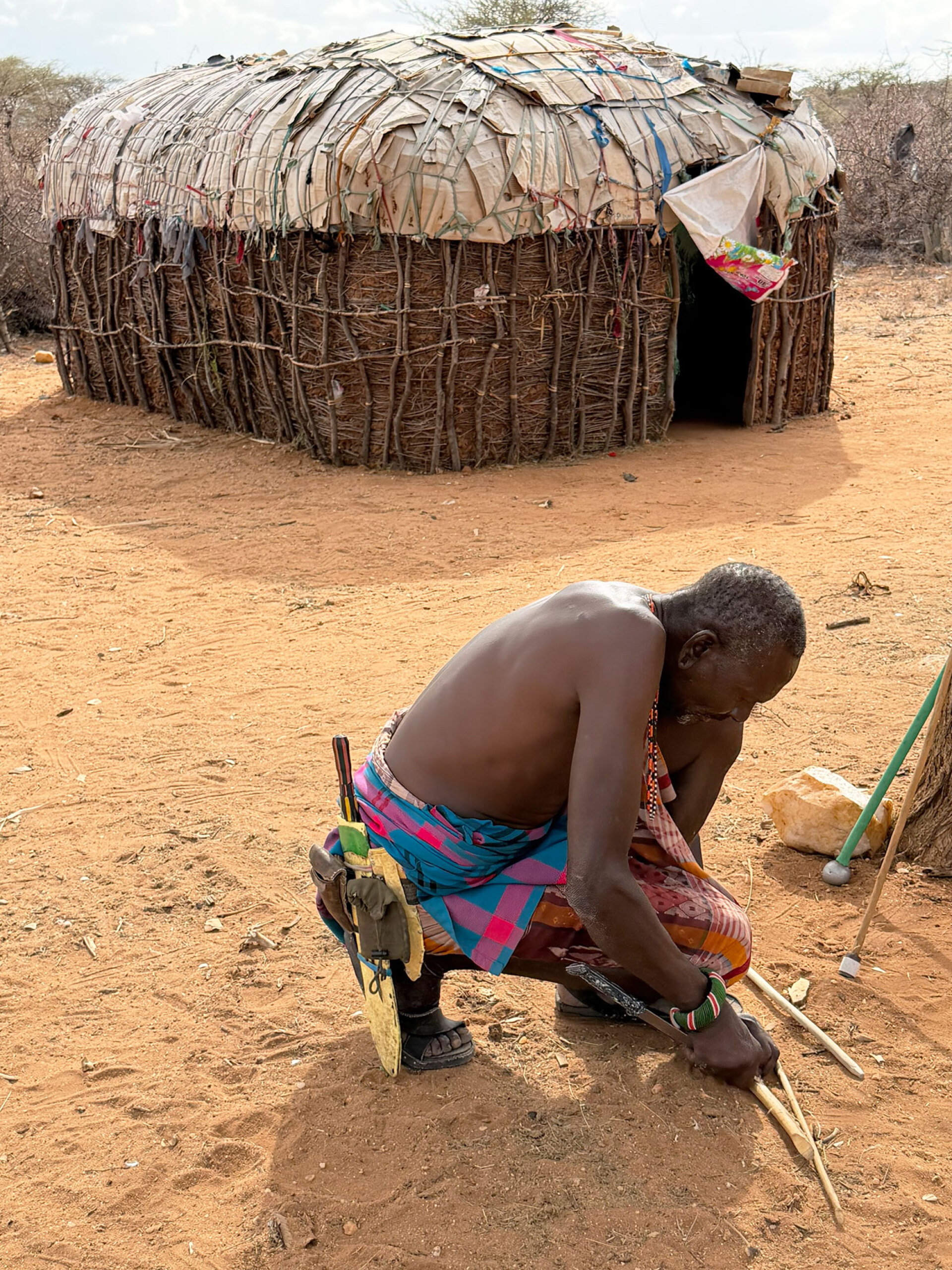 Σαμπούρου ανάβει φωτιά