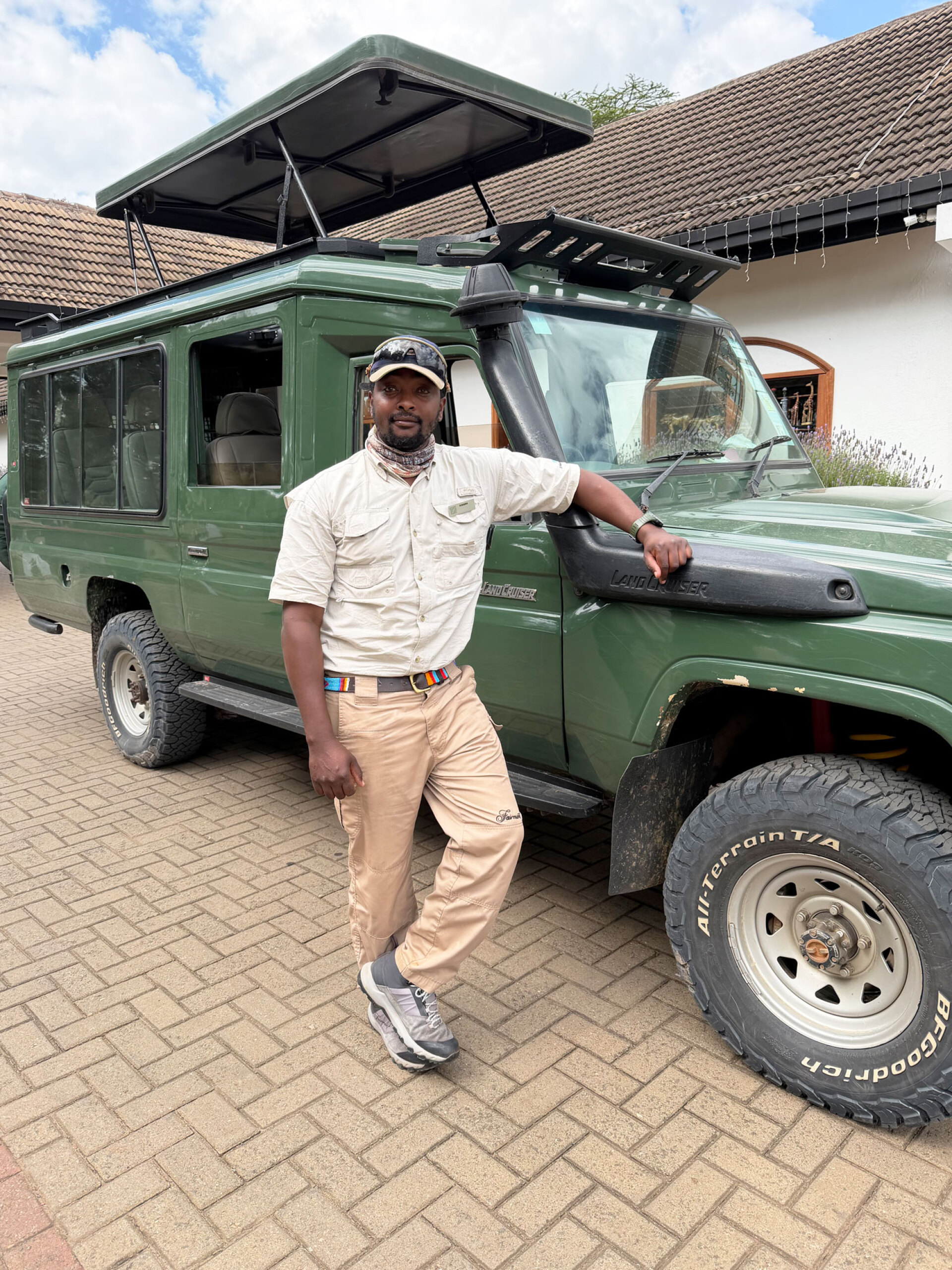 Ο οδηγός μας, Φράνσις