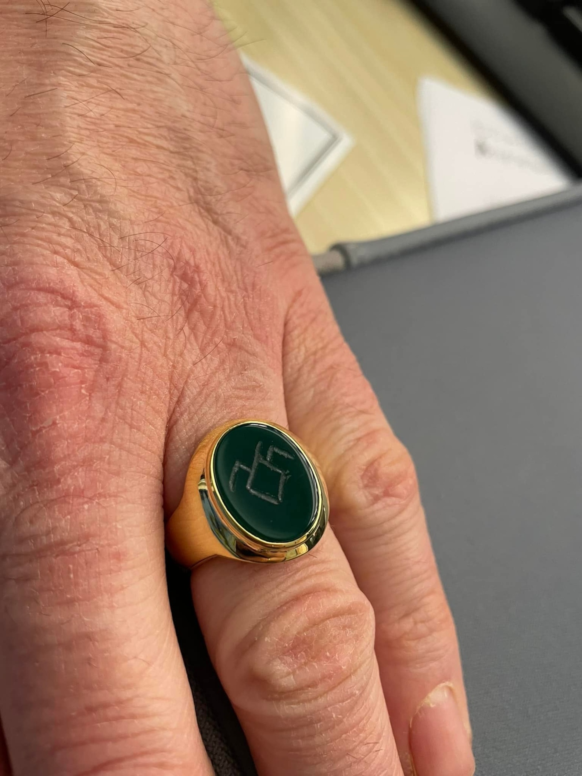 Ντείβιντ Λιντς - Δαχτυλίδι