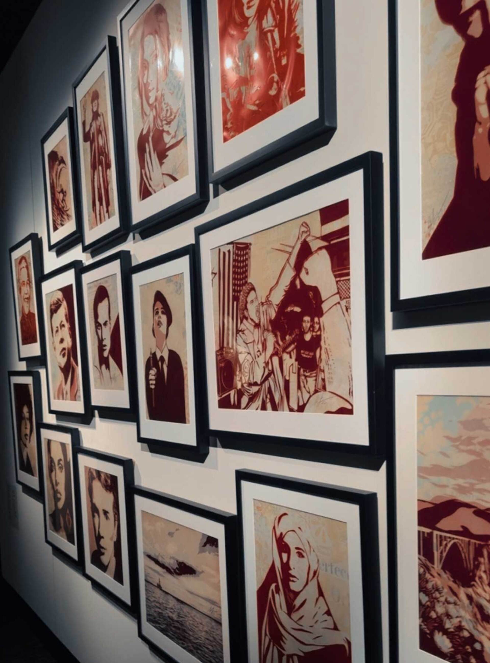 «Photo Synthesis» του Shepard Fairey © Ελένη Χελιώτη