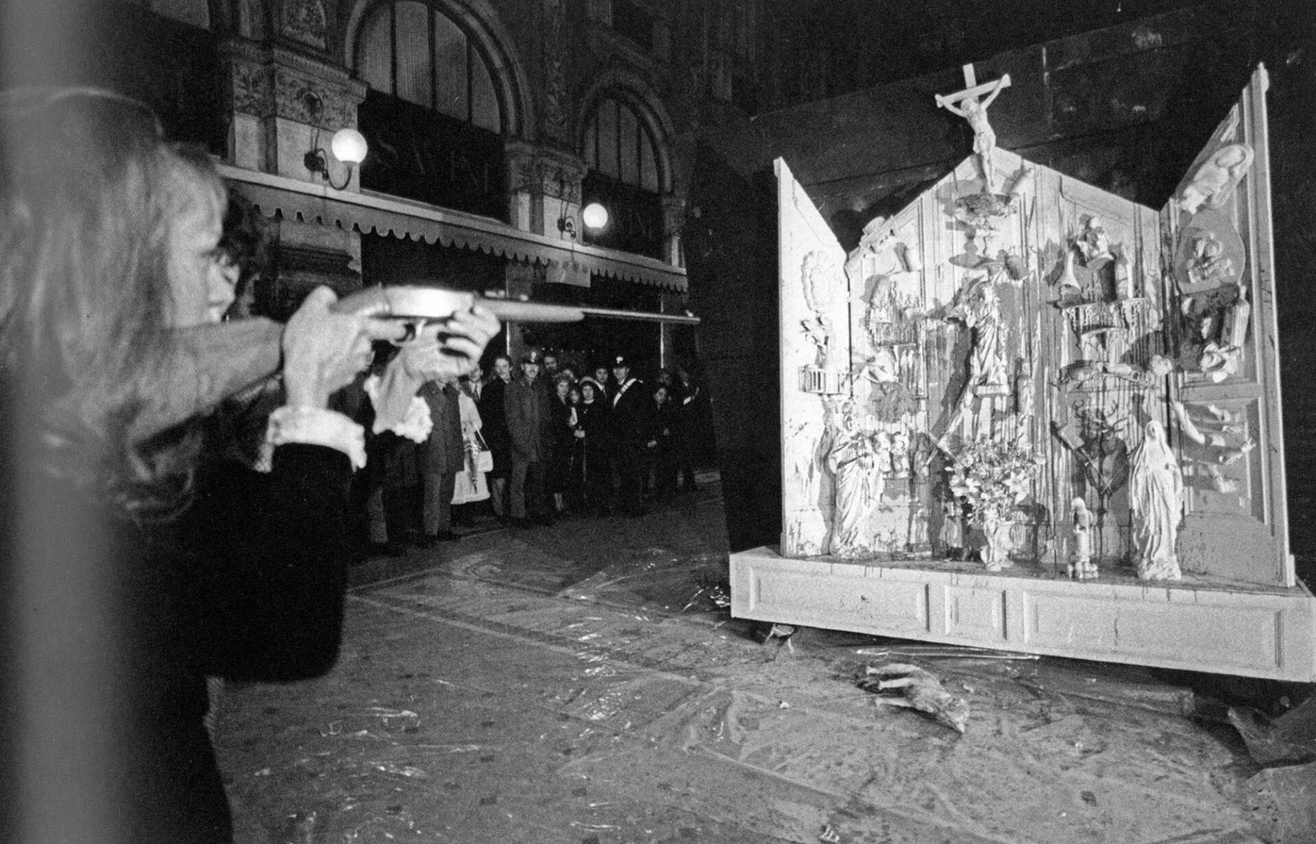 Νίκι ντε Σεν Φαλ, 25.11.1970 © από το pinterest.com