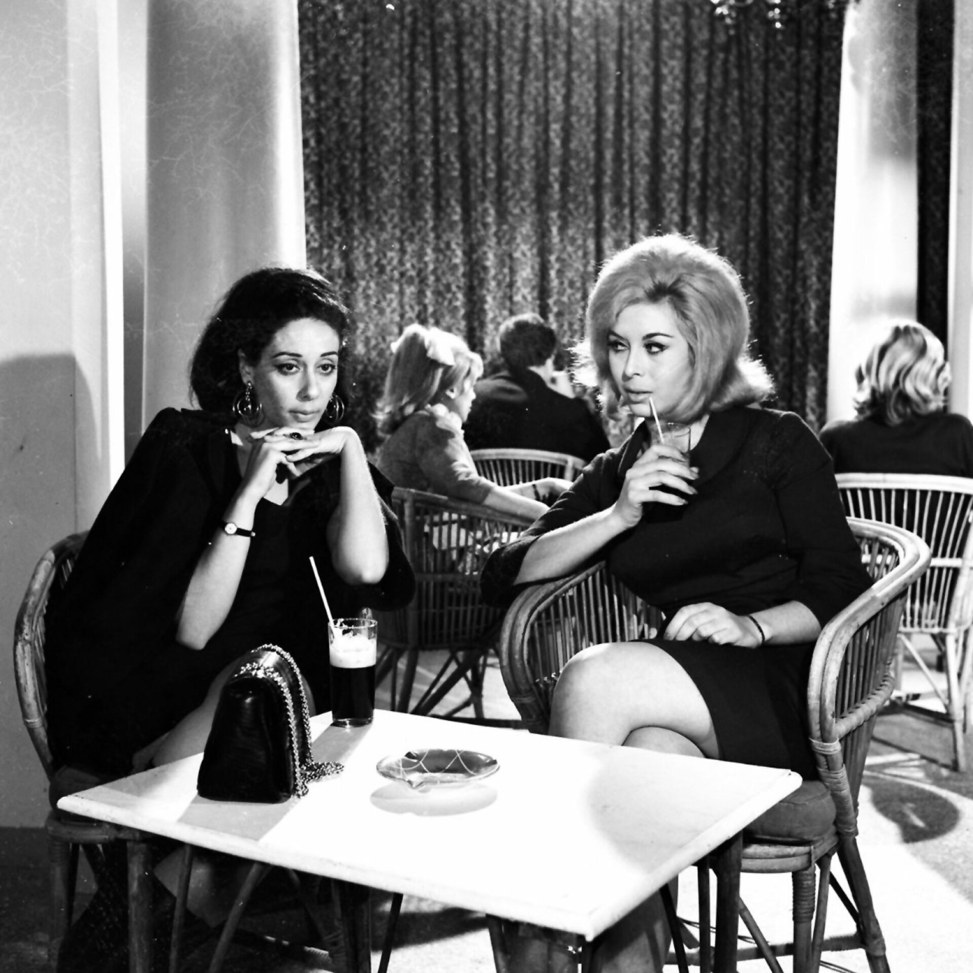 Καίτη Ιμπροχώρη | Γαμπρός απ' το Λονδίνο