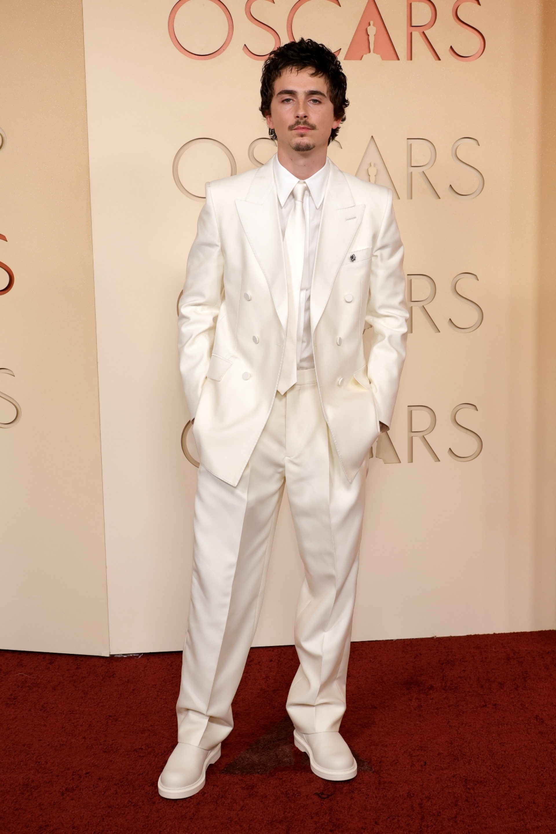 Ο Τιμοτέ Σαλαμέ με Givenchy /Photo by Kevin Mazur/Getty Images