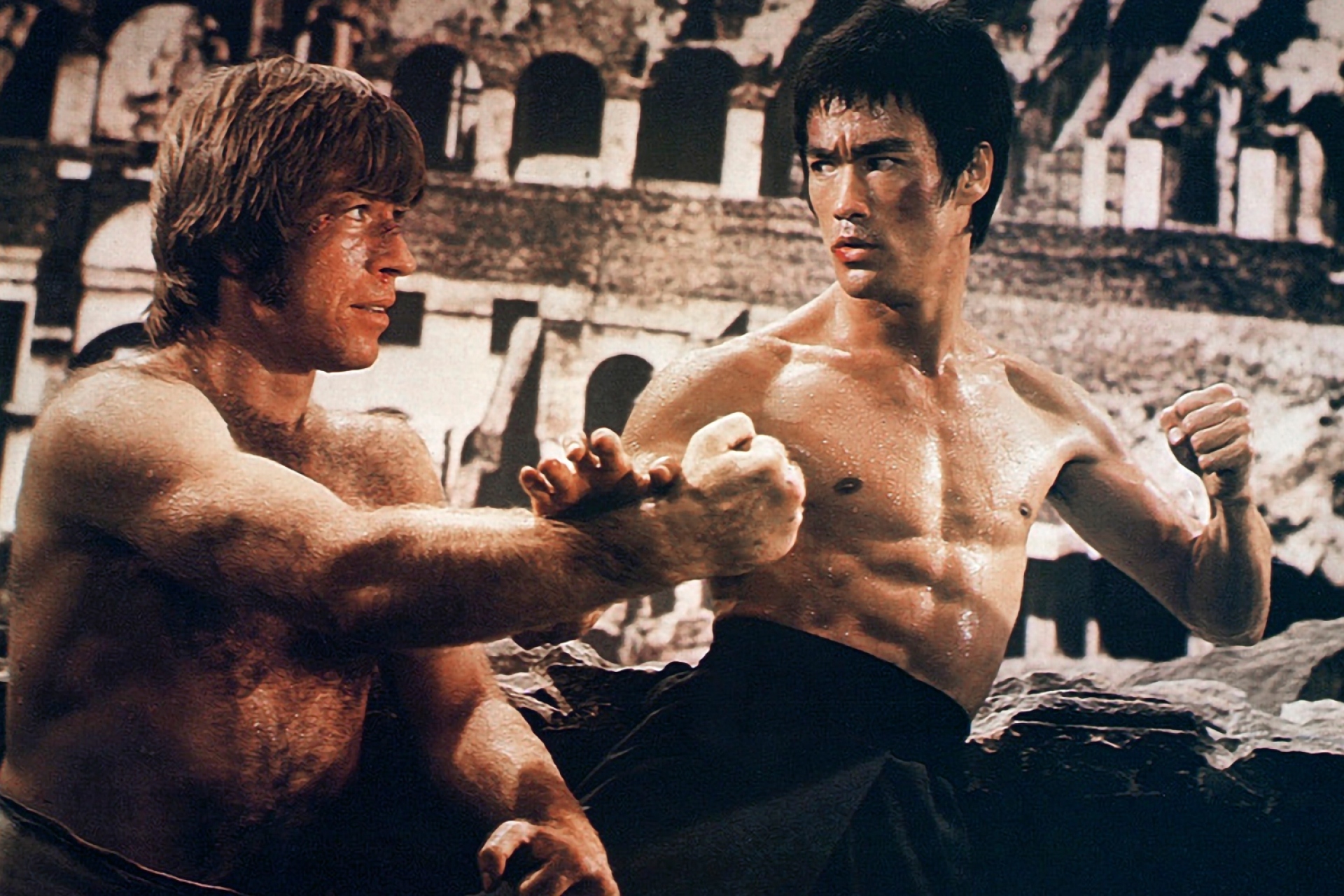 Τσακ Νόρις και Μπρους Λι στην ταινία «The Way of the Dragon» © Screen Archives/Getty Images