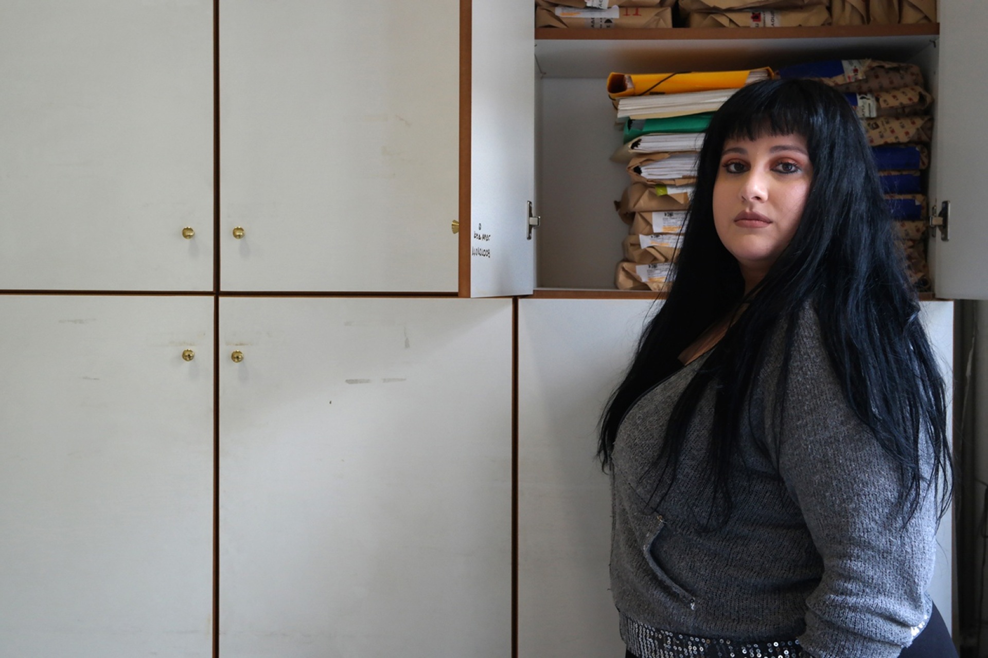 Worry less / think positive: Φωτογραφίζοντας την καθημερινότητα μιας δημόσιας υπηρεσίας