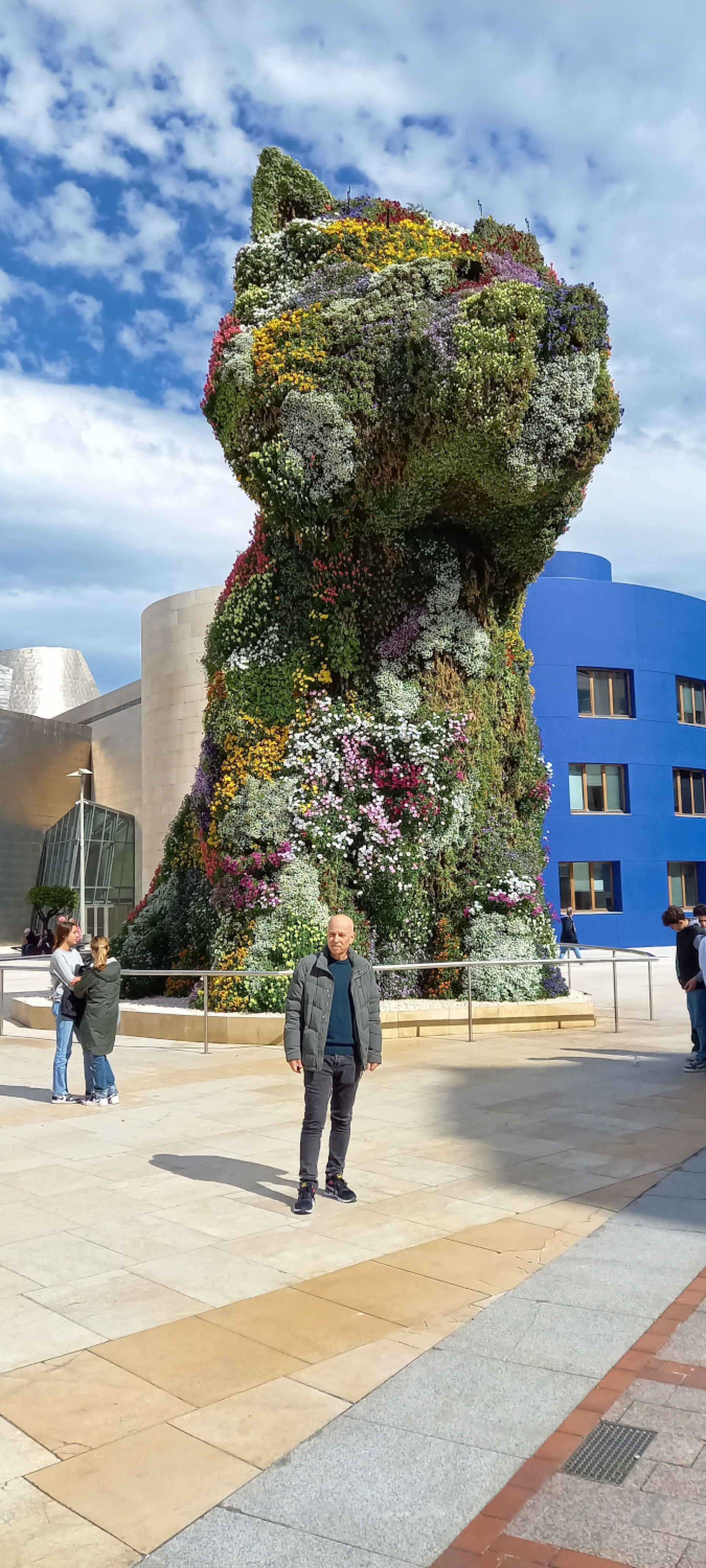 Ο συγγραφέας Άρης Σφακιανάκης στο Μουσείο Μοντέρνας Τέχνης Γκούγκενχαϊμ