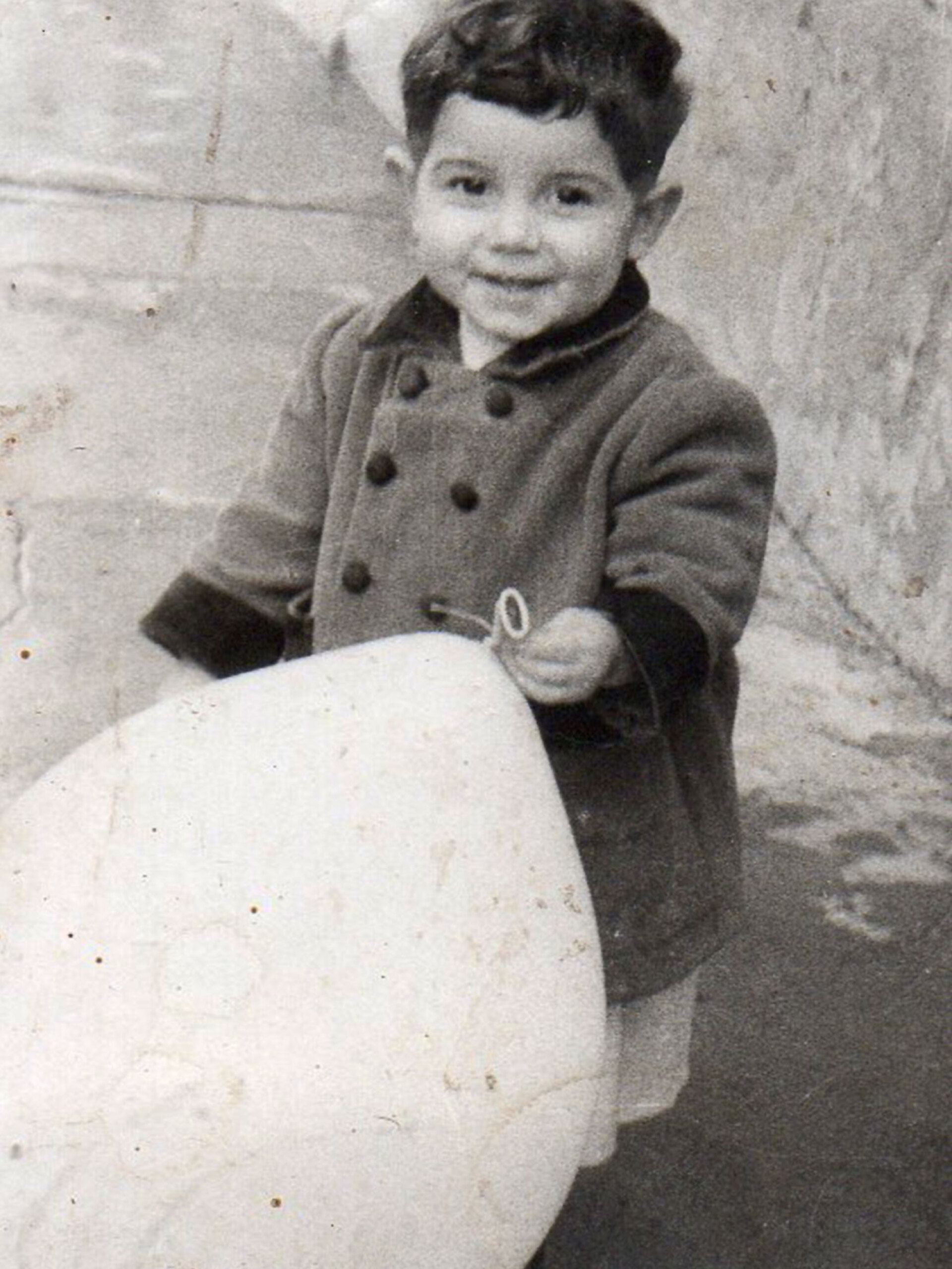 Άγγελος Παπαδημητρίου | Δύο ετών με το μπαλόνι μου