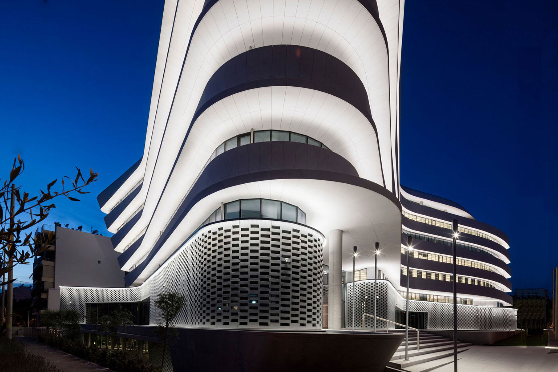 Agemar Maritime Headquarters, Φάληρο
