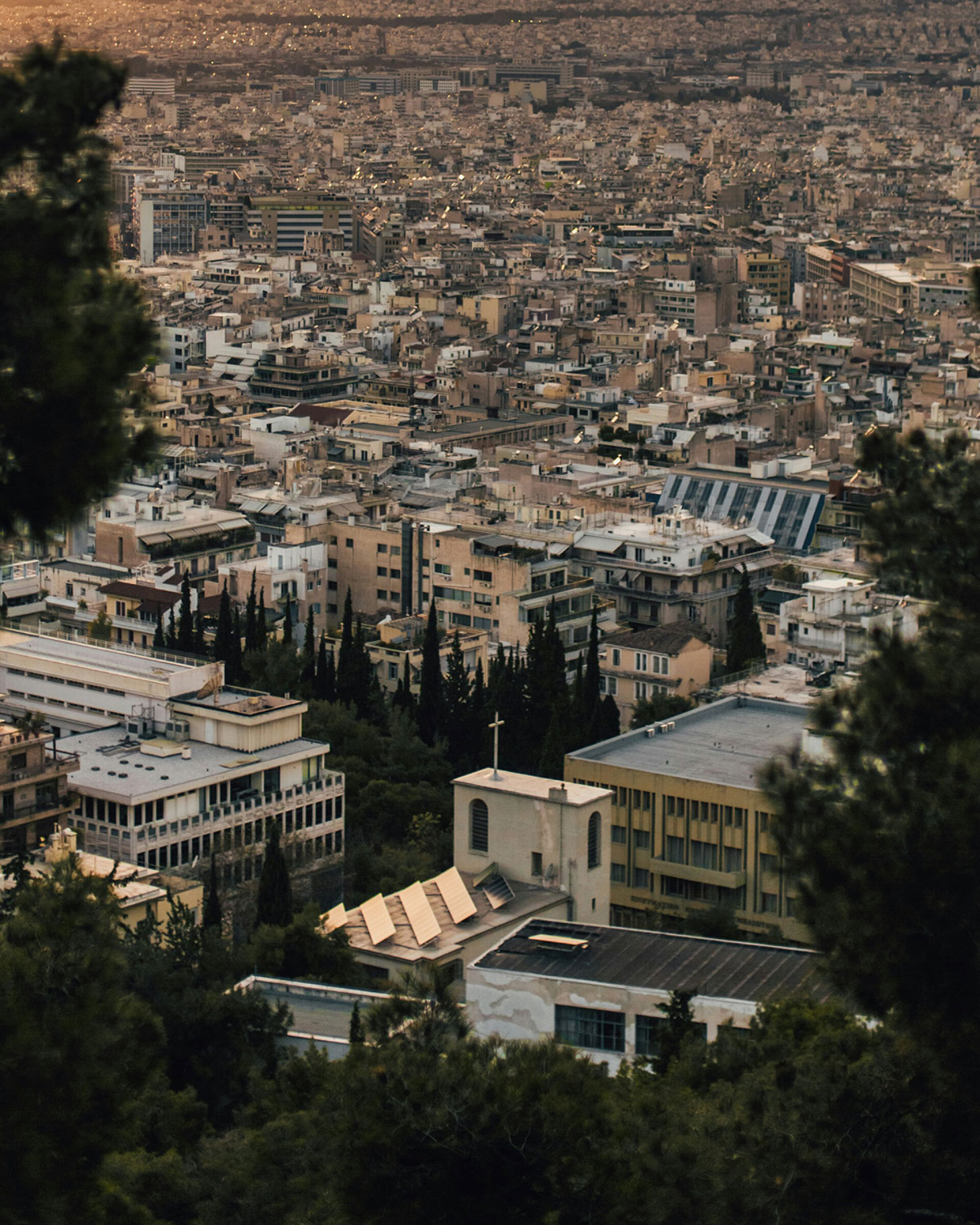 Πολυκατοικία: Από την αντιπαροχή στο Airbnb