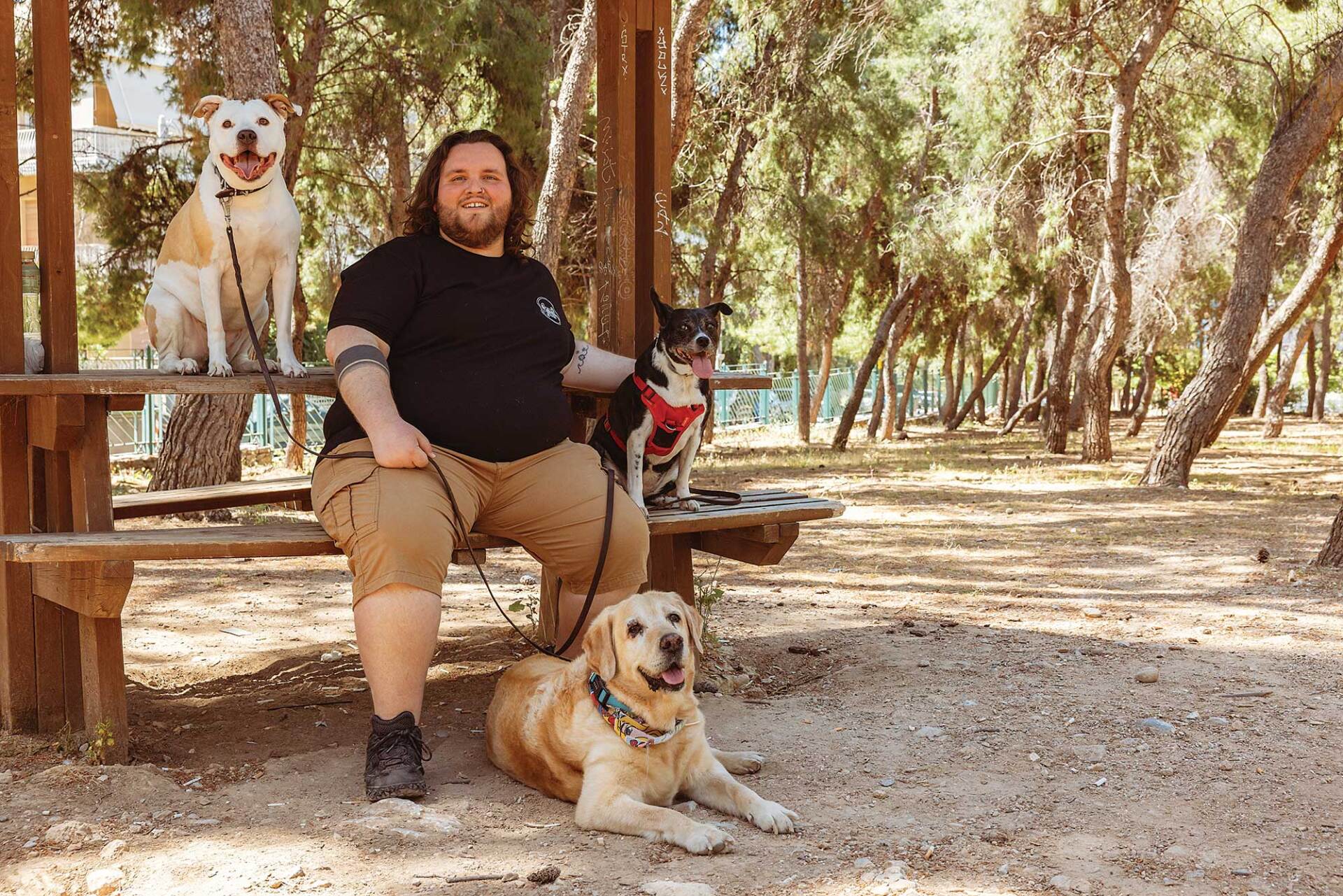 Στέλιος Μαλχάζος - dog walker