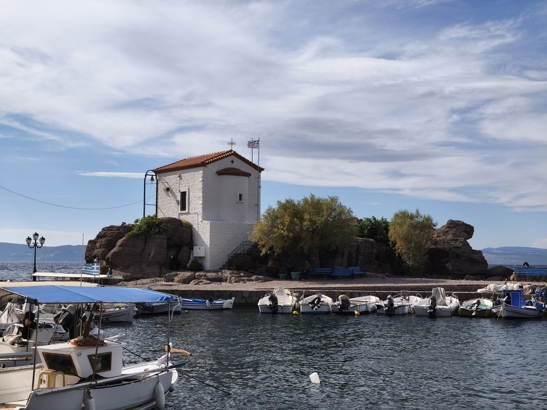 Παναγιά η Γοργόνα