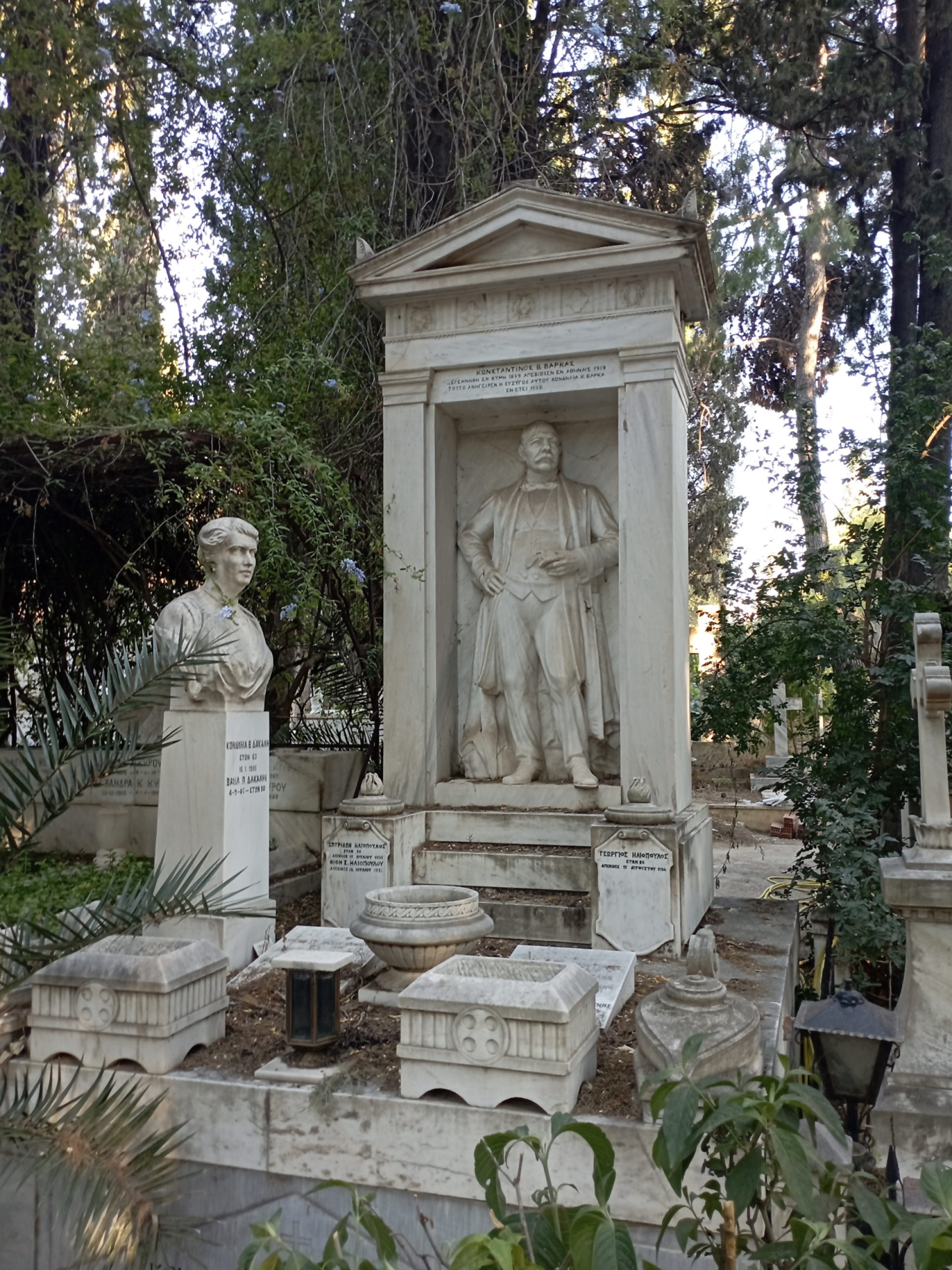 Πρώτο Νεκροταφείο Αθηνών | Κωνσταντίνος Β. Βάρκας