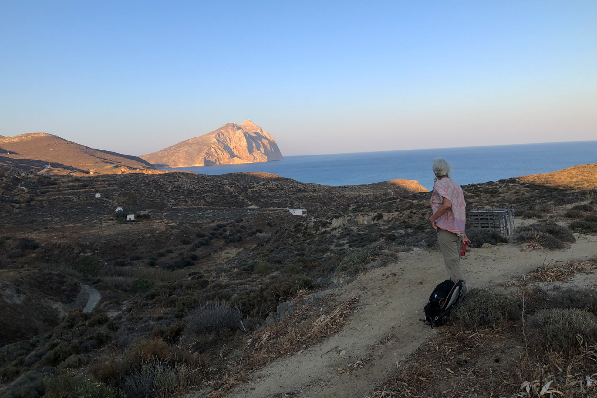 Κρίστη Στασινοπούλου | Στα Μονοπάτια των Κυκλάδων προς Καλαμιώτισσα