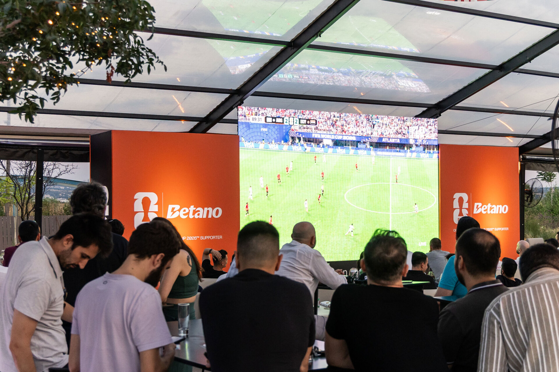 Kaizen Gaming Θεσσαλονίκη - Οι Kaizeners της Θεσσαλονίκης στο Watch Party του πρώτου αγώνα του Παγκοσμίου Κυπέλλου 