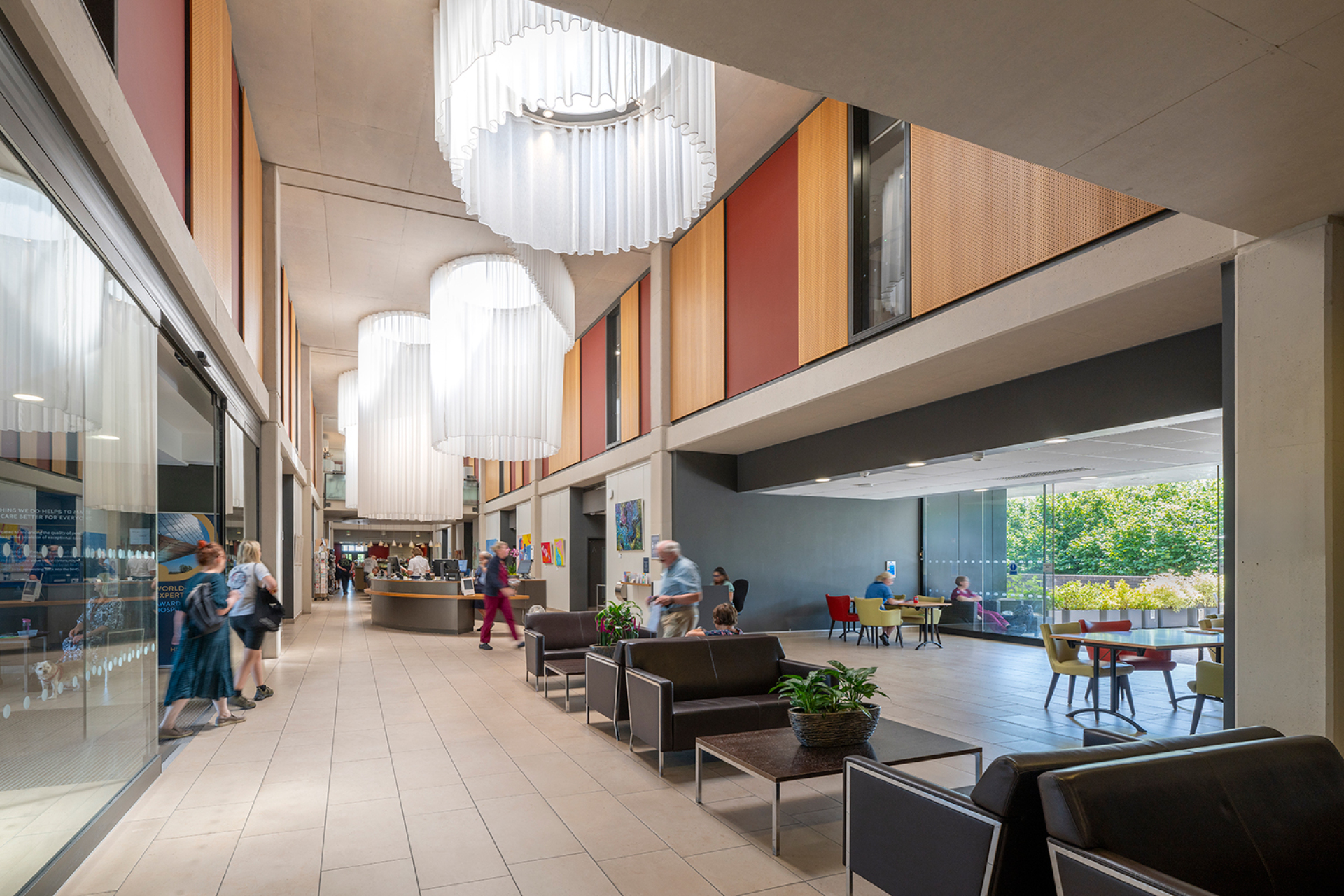 Sulis Hospital Bath © Nigel Young / Foster + Partners