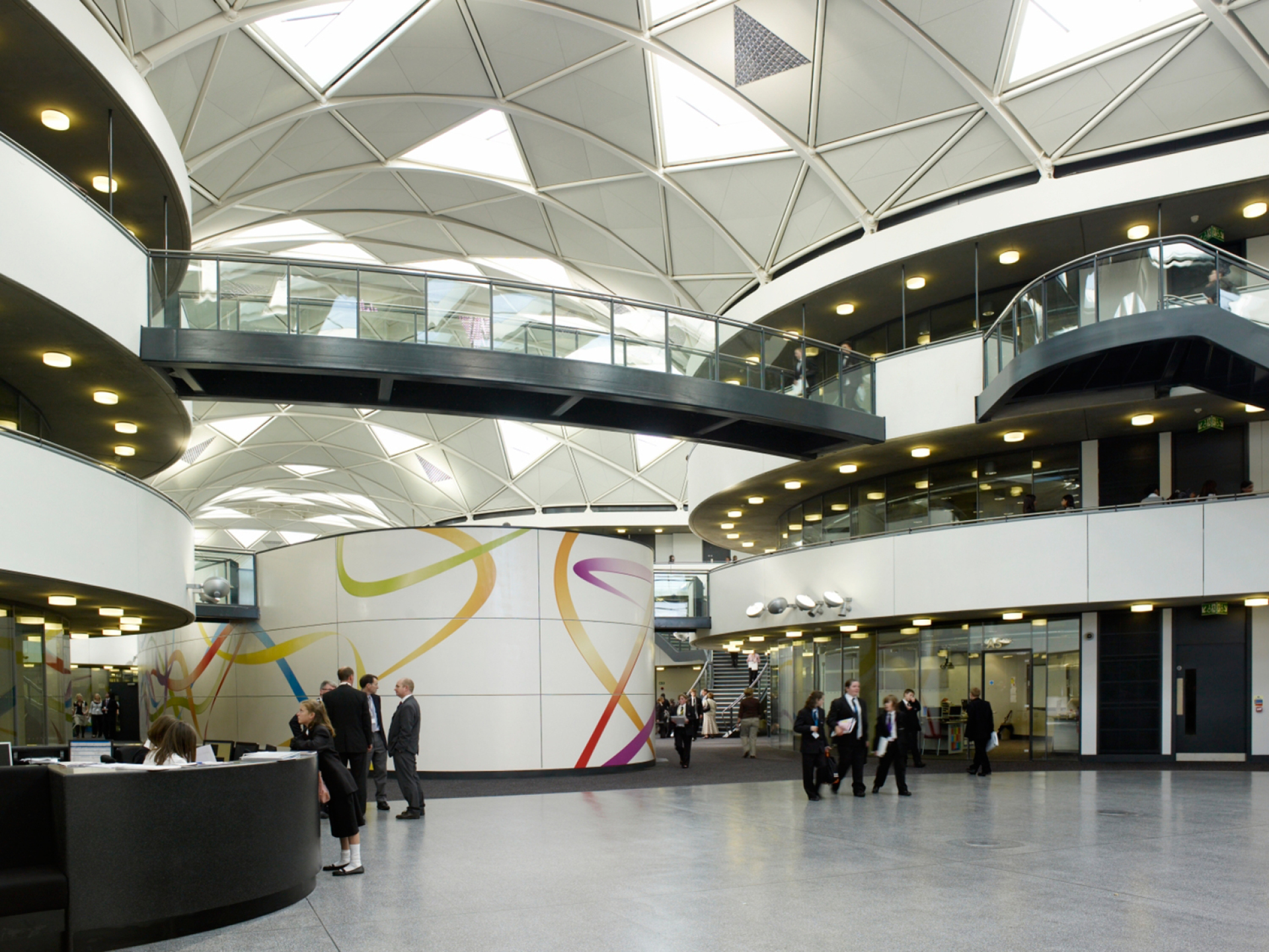 Thomas Deacon Academy © Nigel Young / Foster + Partners
