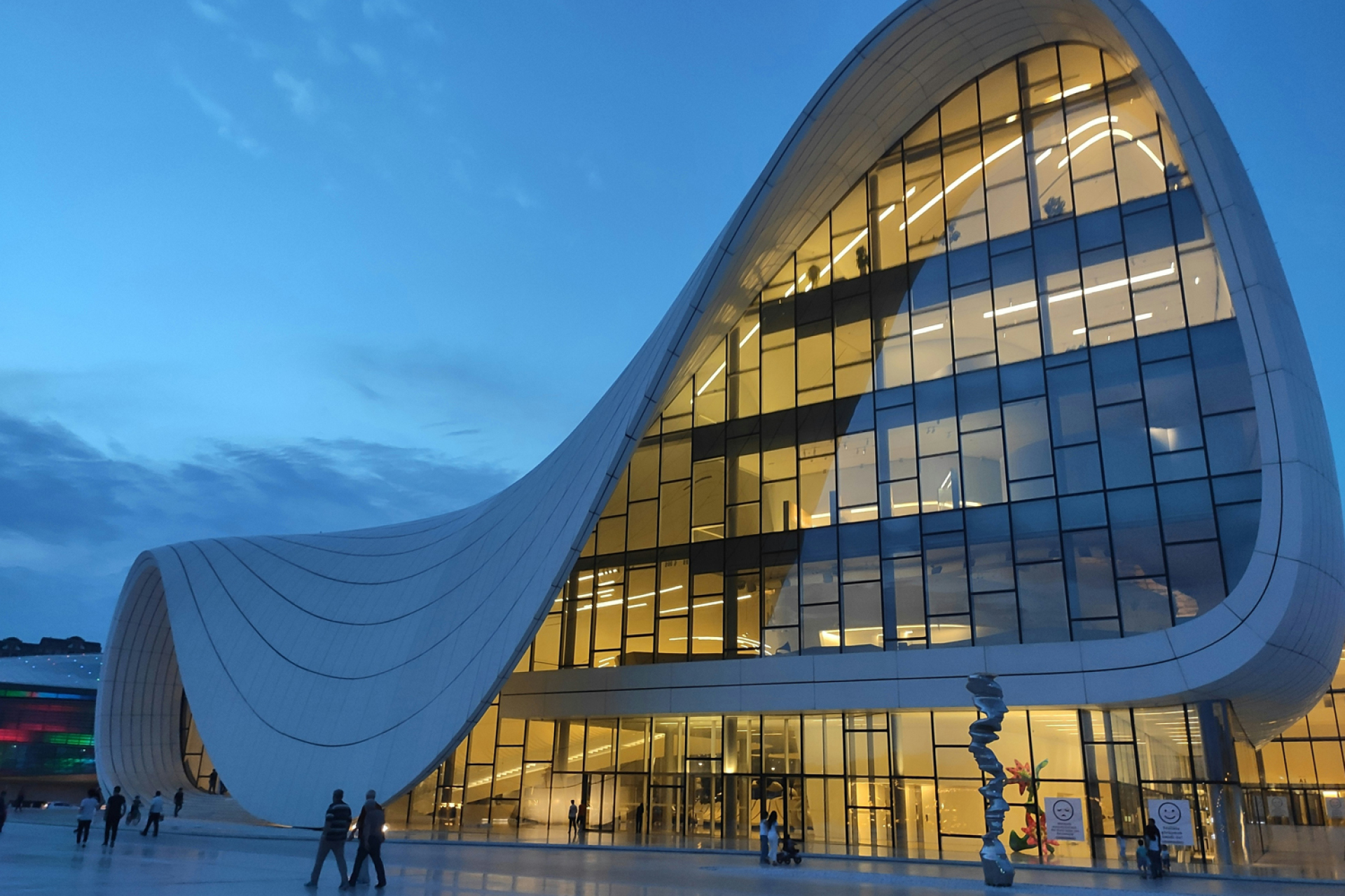 Μπακού, Αζερμπαιτζάν | Heydar Aliyev Center