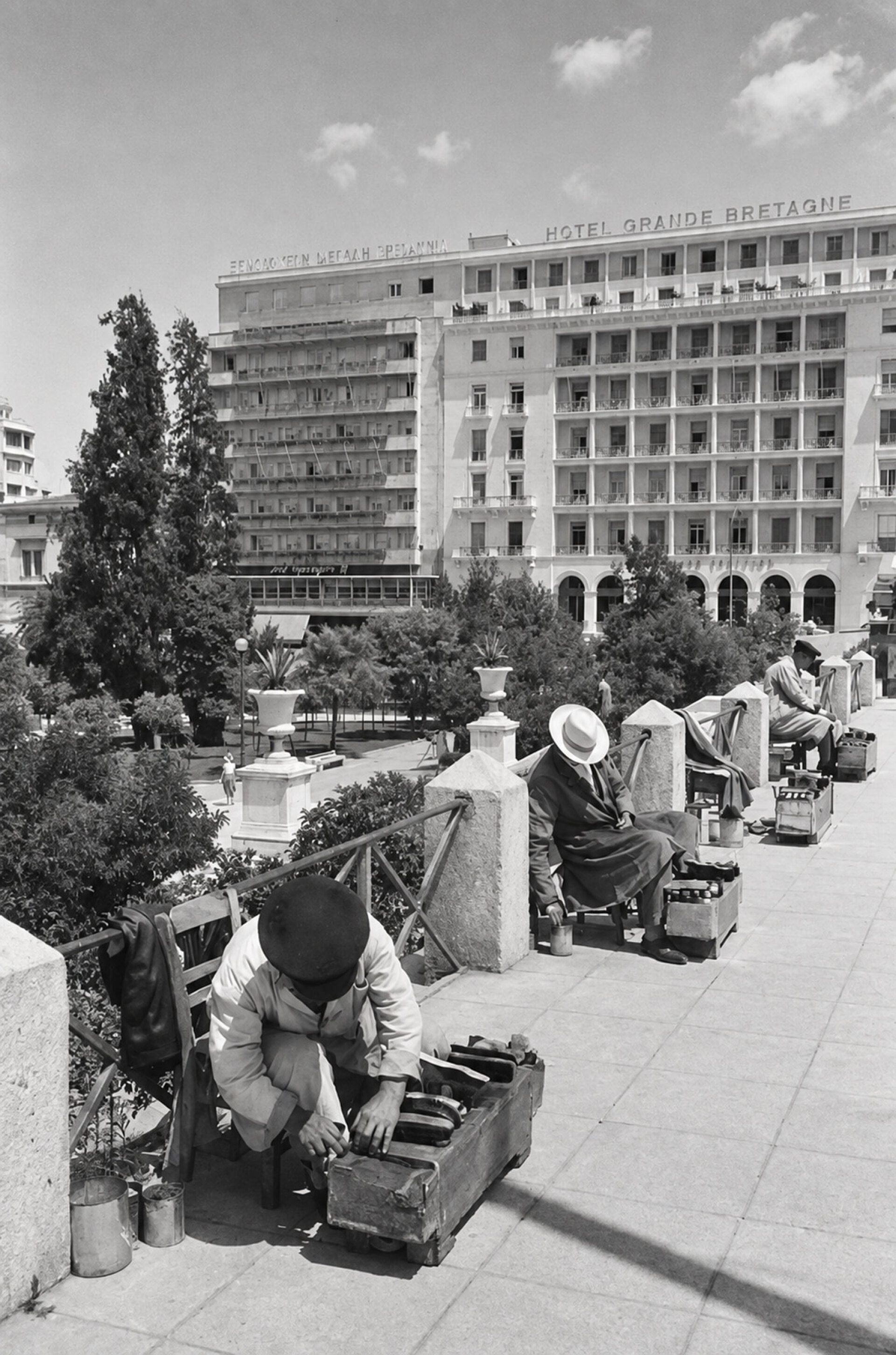 Λούστροι στην πλατεία Συντάγματος