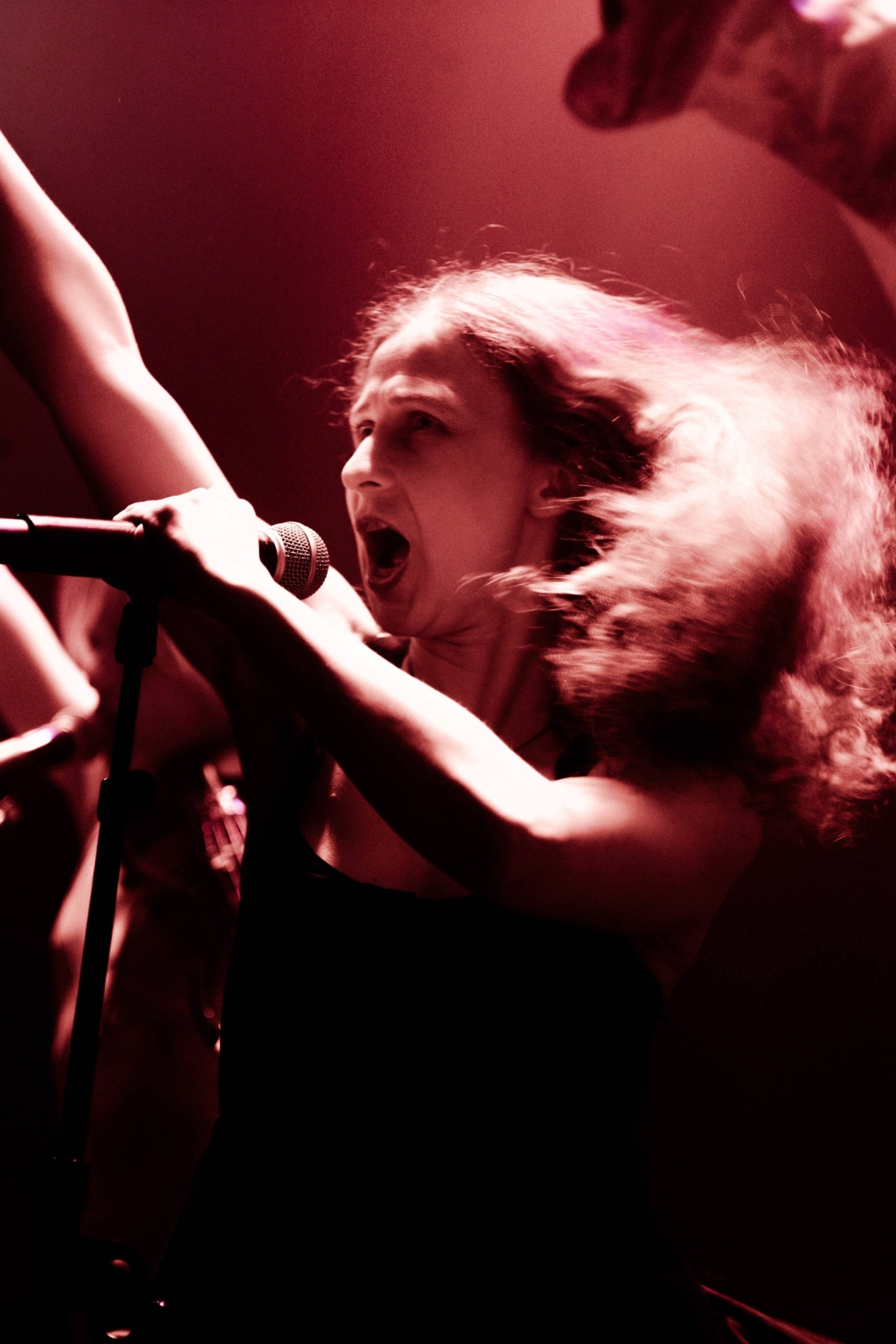 Οι Pussy Riot μιλούν στην ATHENS VOICE για την εξορία, την αντίσταση και το «Riot Days», λίγες ώρες πριν τη συναυλία τους στο gazarte ground stage της Αθήνας.