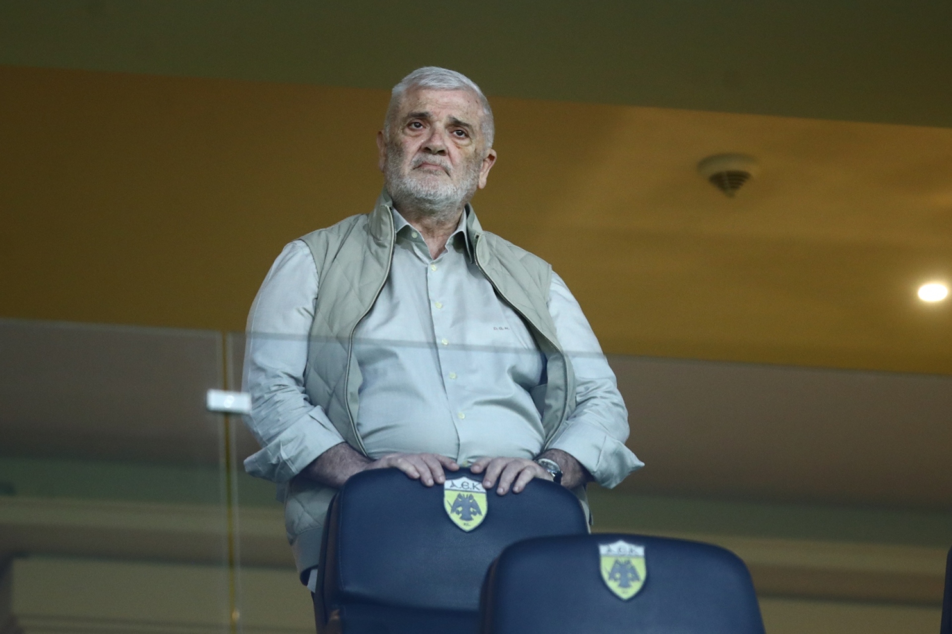 Μελισσανίδης: Δωρικός, νέτος, σκέτος