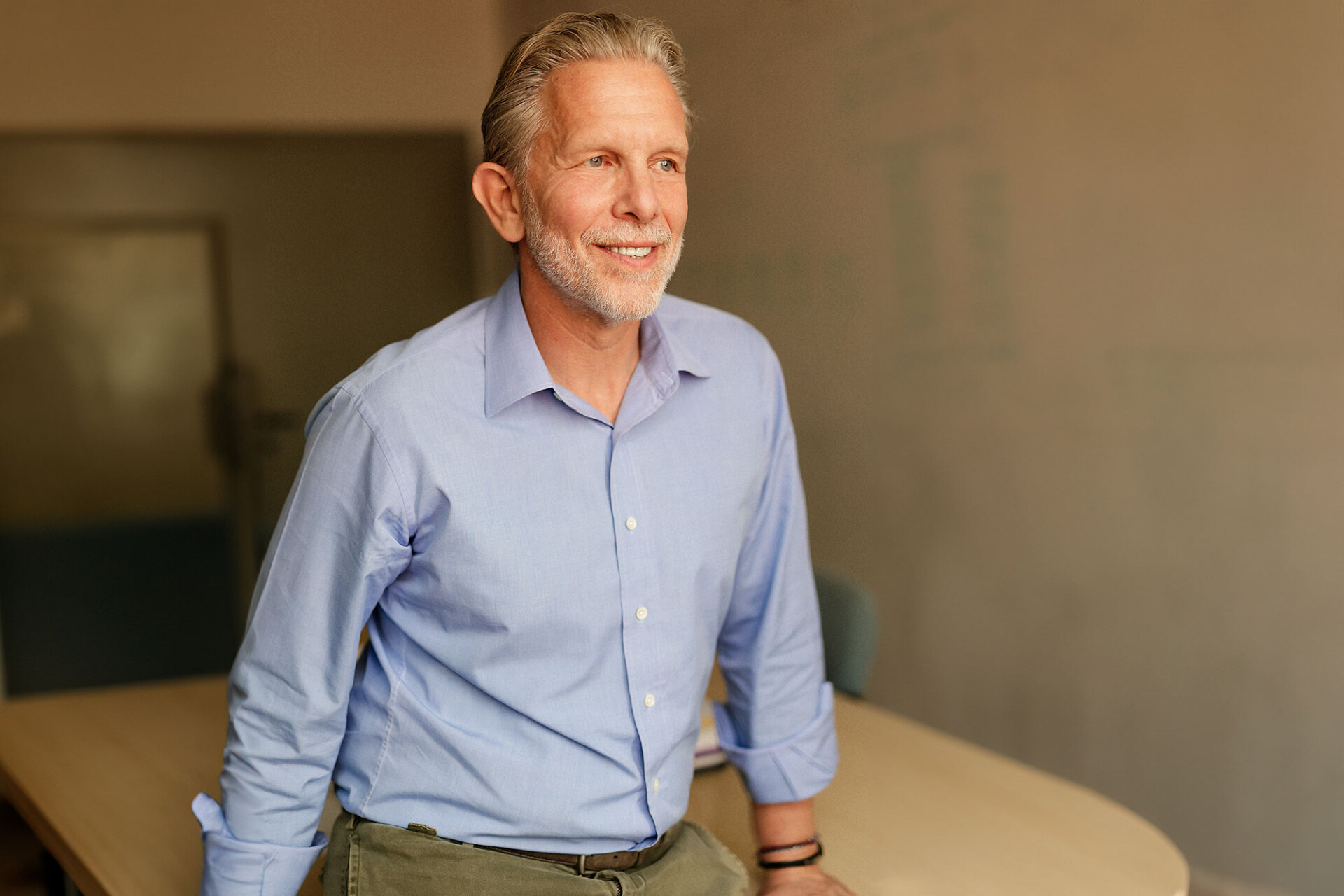 Παύλος Γερουλάνος: Ο υποψήφιος πρόεδρος του ΠΑΣΟΚ μιλάει στην Athens Voice