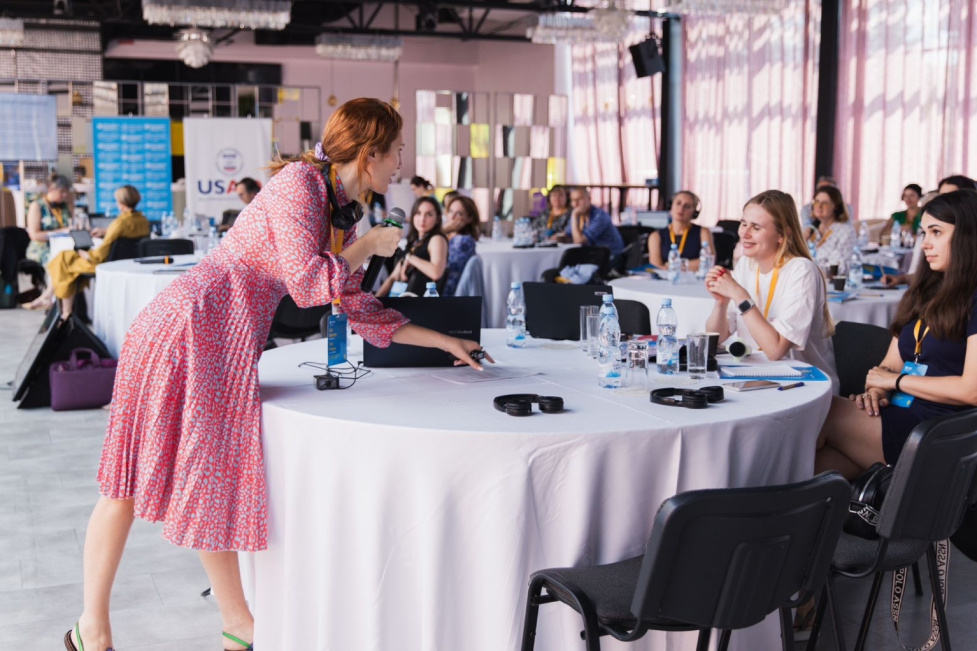 Ζωή Φράγκου: Μια ελληνίδα ψυχολόγος μιλάει για την ηγεσία στην εμπόλεμη Ουκρανία