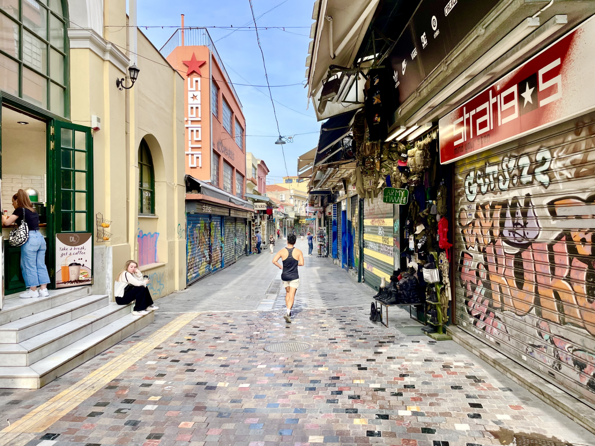 Μοναστηράκι, Οδός Ηφαίστου