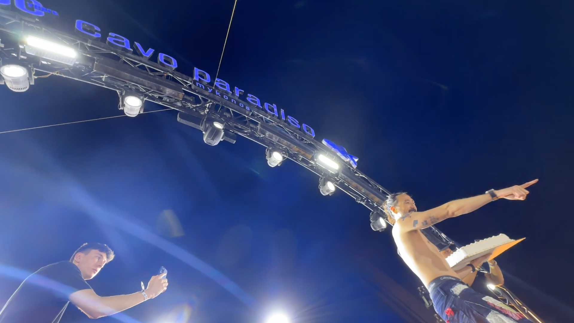 Cavo Paradiso: Οι super star DJs του πλανήτη μοιράζονται τις εμπειρίες τους στην Athens Voice