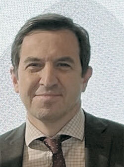 κ. Ελευθέριος Αζάς, Παθολόγος – Διαβητολόγος, Αναπληρωτής Διευθυντής Γ' Παθολογικής Κλινικής στο ΥΓΕΙΑ.