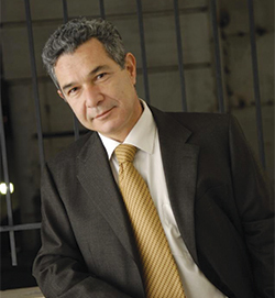 Ο δρ. Στρατής Γαβριήλ