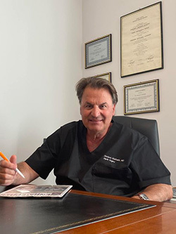 Δρ Στέφανος Σταθάκης