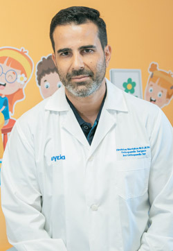 Ορθοπαιδικός Χειρουργός – Παιδοορθοπαιδικός Δημήτριος Μαντάκος