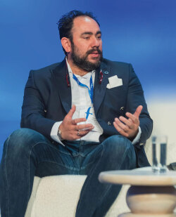 Χρήστος Δαραμήλας