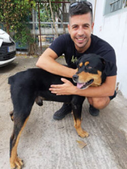 Αντώνης Αντωνίου