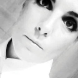 Βίκυ Καλέση