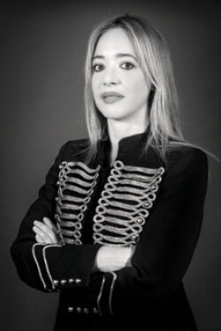 Μαριελέν Θεοχάρη, εκδόσεις Λιβάνη